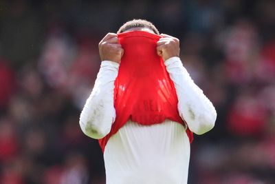 Premier League leaders Arsenal suffer shock loss against Bournemouth