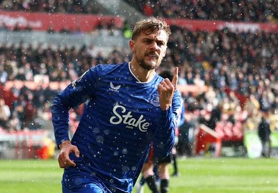 Brentford 2-2 Everton: Kiernan Dewsbury-Hall strikes late as Toffees nick draw after Igor Thiago brace