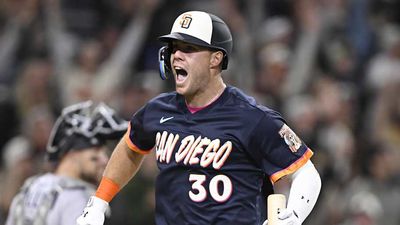 Padres Fans Provided Goosebump-Worthy Moment Ahead of Gavin Sheets’s Walk-Off Homer