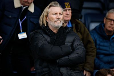 “As a player I never had sleepless nights. As a manager, I do. I woke up one night and my heart-rate was 189. Had to go to hospital. Panic attack. It's unbelievable the stress" Henry Winter speaks to Robbie Savage about the toll of management