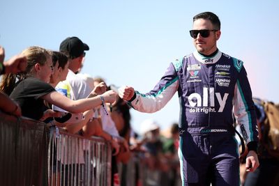 Alex Bowman resolute in NASCAR return after vertigo bout