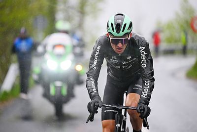 Itzulia Basque Country: Isolated Paul Seixas clinches first WorldTour stage race title as AJ August wins rain-battered final stage