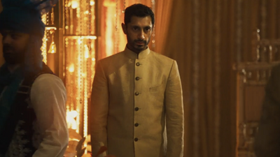 Why Riz Ahmed's 'To Be Or Not To Be' Speech In Hamlet Was Filmed With Him Speeding Down 'A Freeway A Hundred Miles An Hour'