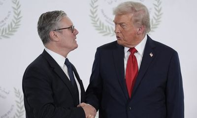 Donald Trump and Keir Starmer Are 'Slaves' Claims Tucker Carlson In Fiery BBC Interview