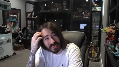 MoistCr1TiKaL blasts Trump Mobile for slow deliveries