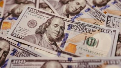 CEO demands that Arkansas woman return her paycheck, she refused, now she is facing felony charges