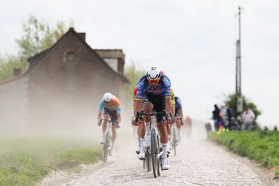Mathieu van der Poel's Paris-Roubaix derailed by double mechanical in Forest of Arenberg
