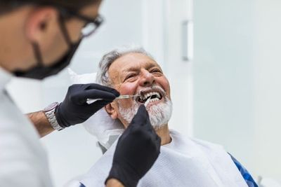 Doctors Warn: 2 Common Dental Problems Linked to an 86% Higher Stroke Risk