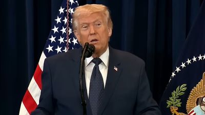 Donald Trump Says UK Is Helping—Keir Starmer Quickly Disagrees, Online Mockery Ensues