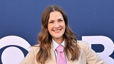The Chicest Poolside and Patio Spaces Will Soon Be Decorated with Drew Barrymore's New Collection – It Screams Summer 2026