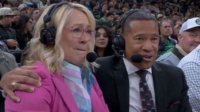 An Emotional Doris Burke Pays Tribute to Mark Jones As He Calls Final ESPN Game