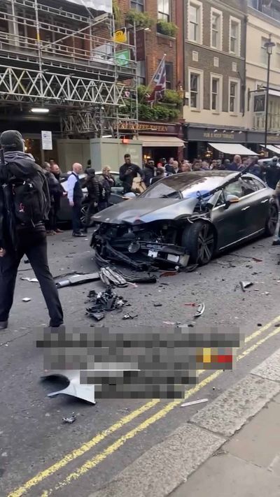 'Stolen' Mercedes crashes into pedicab after police chase through streets of Soho