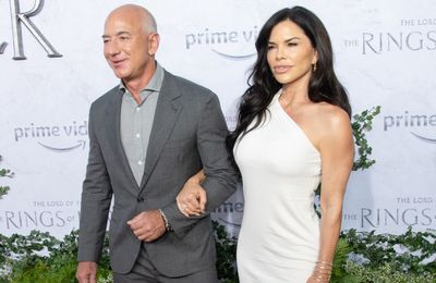 Lauren Sanchez would have Jeff Bezos' baby 'tomorrow'