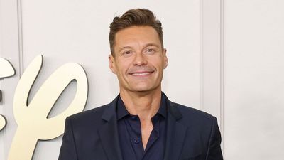 Ryan Seacrest’s Secluded Poolside Sanctuary Is a Lesson in Minimalist Luxury – It Redefines High-End Garden Design for 2026