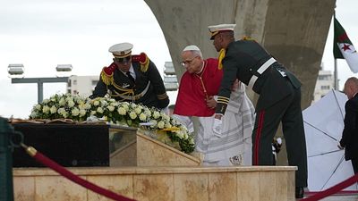 Pope in Algeria urges forgiveness and reconciliation on historic visit