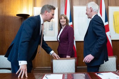 Reeves hands Rolls-Royce £600m to develop UK’s first mini nuclear reactors