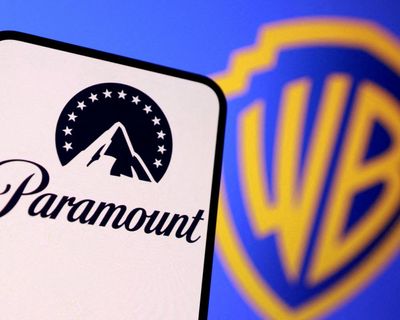 Mark Ruffalo and Emma Thompson among 1,000+ signatories on open letter opposing Paramount’s Warner buyout