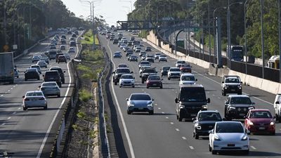 Unions lobby to unlock fuel cap for workers who drive