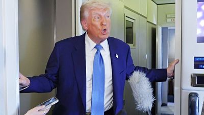 Uno Reverse: Trump blockades the Strait of Hormuz to force it open