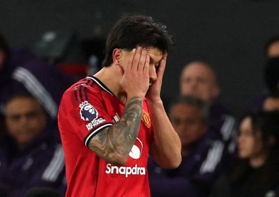 Manchester United: How many matches is Lisandro Martinez banned for after Leeds red card?