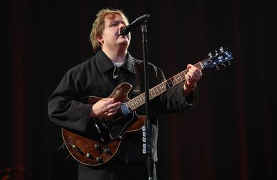 Lewis Capaldi jokes about being mistaken for Lewis Hamilton