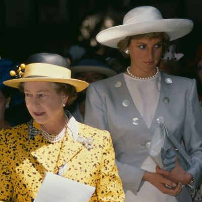 Queen Elizabeth "Couldn't Understand" One Thing About Princess Diana and "Struggled" to Welcome Her Into the Family, Per Royal Biographer