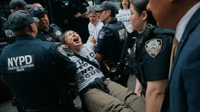 Hundreds of Pro-Palestinian protesters detained at New York rally against US arms sales to Israel