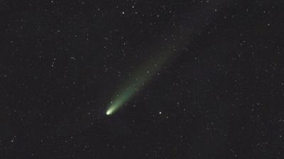 Meteor Fireball Mystery Deepens as Meteor Sightings Surge and UFO Speculation Grows