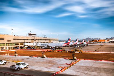 US Flights Cancellations and Delays Update: Airport Chaos Deepens as Phoenix Sky Harbor and Orlando MCO Face Severe Operational Breakdown