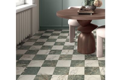 Flooring professional explains how to repair cracked and broken tiles
