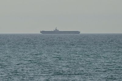 What is happening in the Strait of Hormuz as Chinese tanker defies blockade