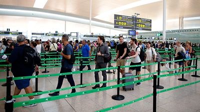 ‘A systemic failure’: How the new Entry/Exit System (EES) brought chaos to EU border control