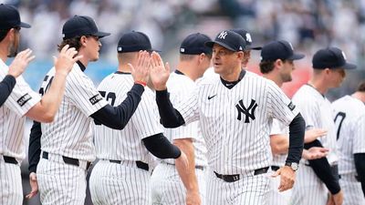 Aaron Boone Isn’t Falling for the 'Bulls---' With Yankees Fans