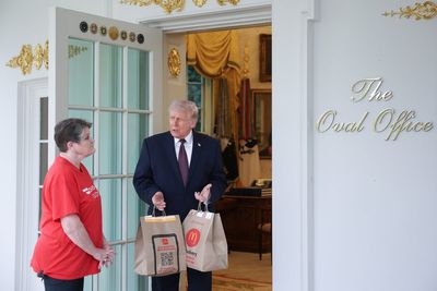 Trump orders McDonald’s to Oval Office before answering questions on Iran with DoorDasher