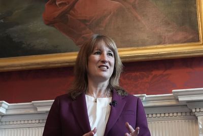 Rachel Reeves hits out at ‘folly’ of Trump’s Iran war amid IMF growth warnings