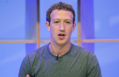 Mark Zuckerberg creates AI version of himself to speak with Meta staff
