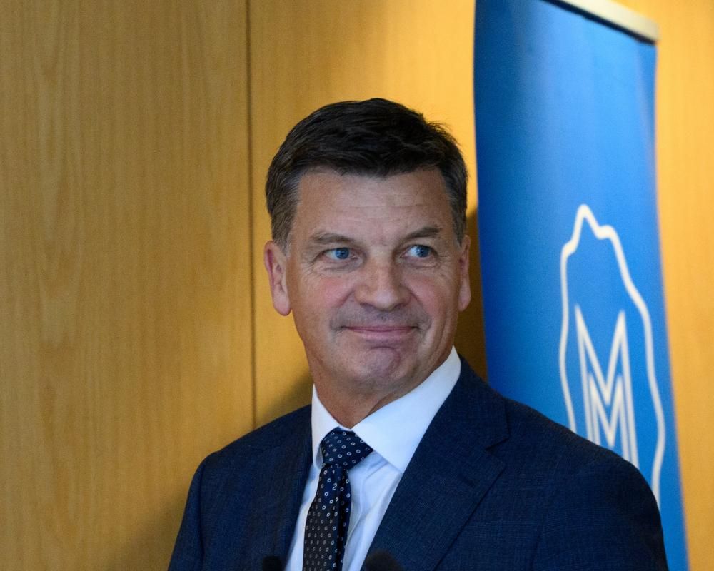 ‘Debased himself’ and risking Australia’s reputation:…