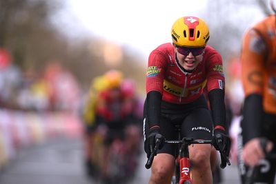 Teenager suffers brain bleed and broken jaw in crash at Paris-Roubaix Femmes