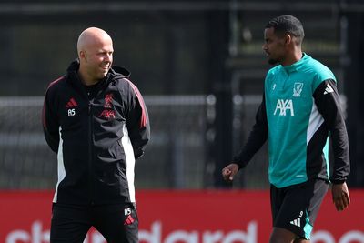Arne Slot makes surprise Alexander Isak admission before Liverpool’s clash with PSG