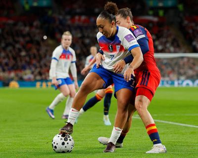 Streetwise England use tried and tested playbook to find more success against Spain