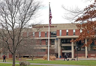 ‘An incalculable loss’: Hampshire College to close doors after fall semester