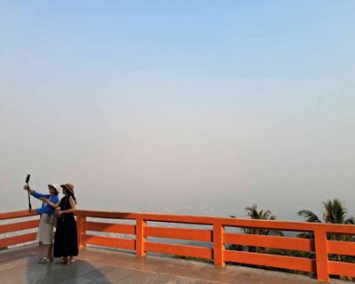 Chiang Mai’s New Year revelry hit by smog and war-related price spikes