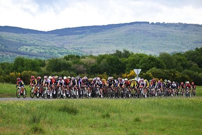 La Vuelta Femenina 2026 stage 3 preview - A day for the opportunists with relentless climbing on the roads to A Coruña