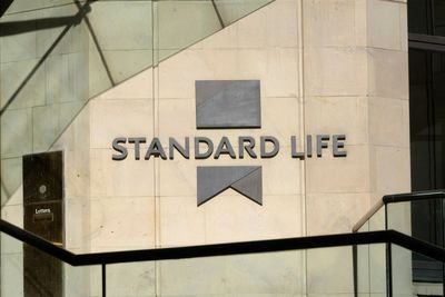Standard Life buys Aegon UK in £2bn deal