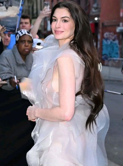 Anne Hathaway –10 Photos Reveal What Really Changed in Her 'Mother Mary' Premiere Appearance