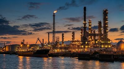 Why Oil Refiners Are the Real Winners of $100 Oil Prices