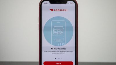 DoorDash PR exec insisted the White House McDonald’s stunt wasn’t staged, then the internet pulled up Sharon Simmons’ Congressional testimony