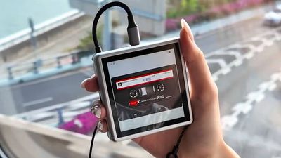 The Anbernic RG Rotate fuses my 2000s high school cellphone with GBA buttons to make what could be a magical MP3 player