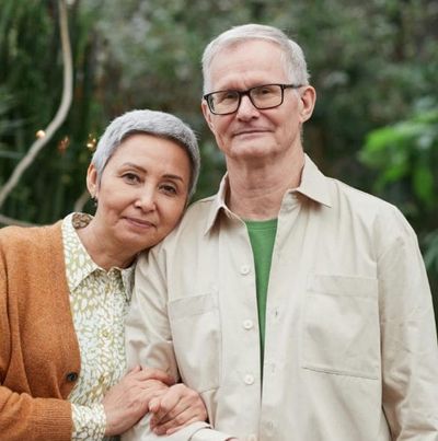 50+ and Dating Again? Watch for These 7 Costly Red Flags