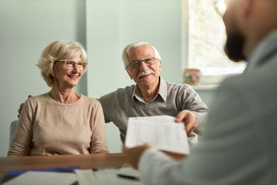 Medicare Tip: Adults 65+ Can Use HSA Funds for Part B, Part D, and MA Premiums Tax‑Free